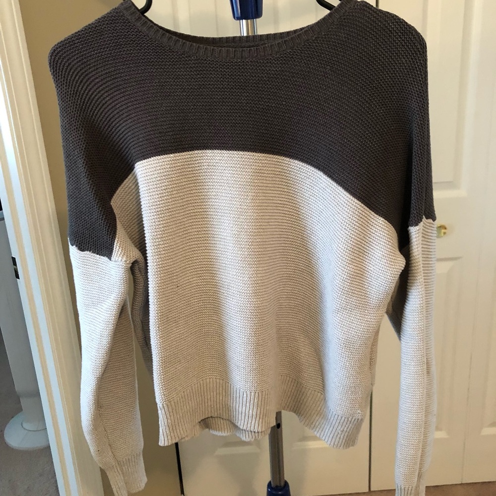 Two toned sweater